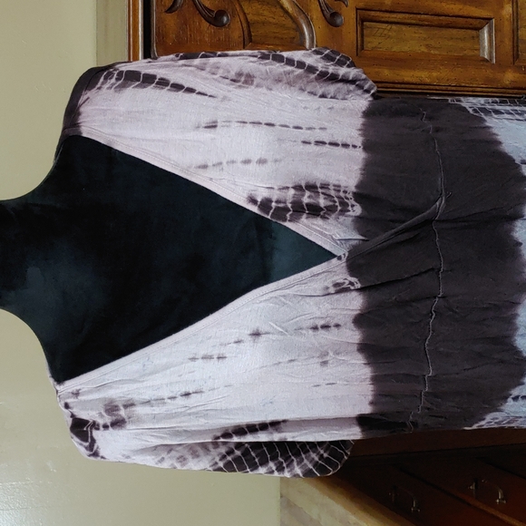 Club Z Collection Oversized V Neck Beach Cover Dress L - Picture 2 of 13